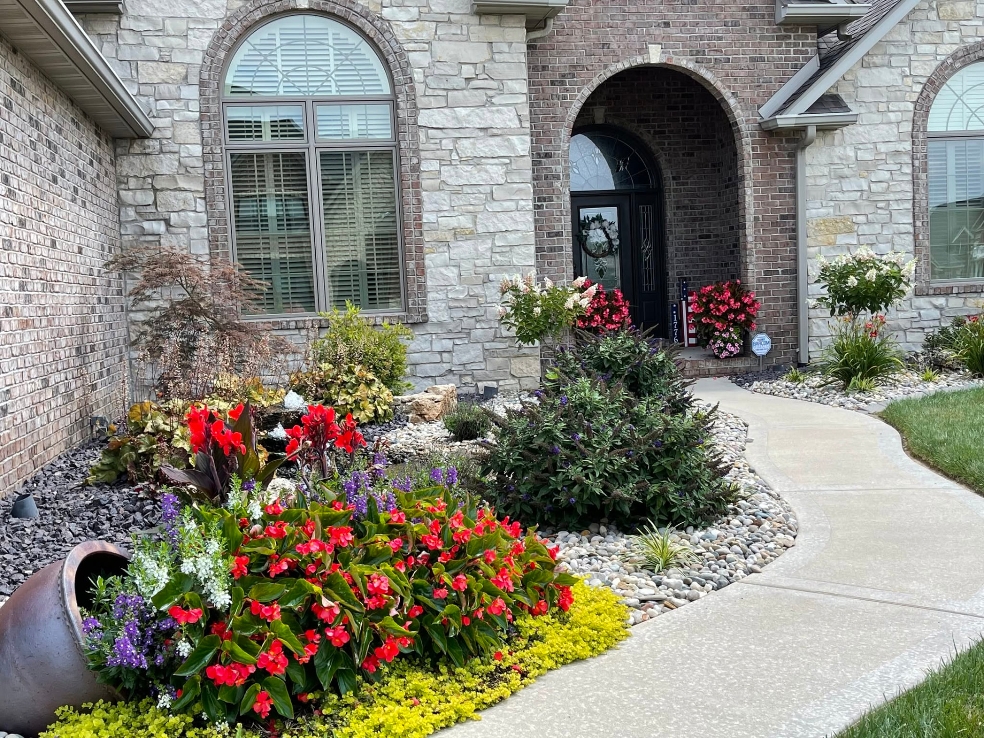 Landscape & Garden Features — featured photo